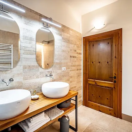 Cesani Κατάλυμα σε φάρμα Σαν Τζιμινιάνο